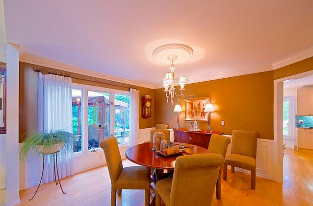 Grosse Pines Homes for sale
